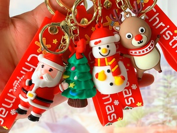 Buy Now: 50pcs Christmas keychain pendant gift
