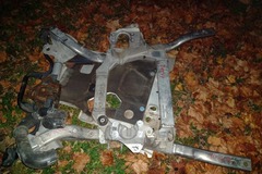 Selling with online payment: 2013 to 2017 Range Rover Sport - Subframe