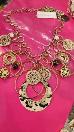 50 pieces crystal fashion jewelry mix lot