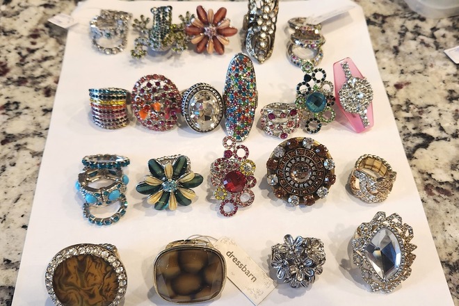 50 pieces crystal fashion jewelry mix lot