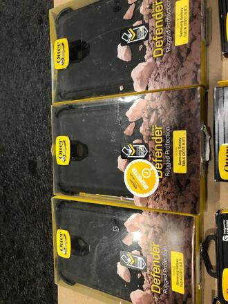 15 Otterboxes - NEW