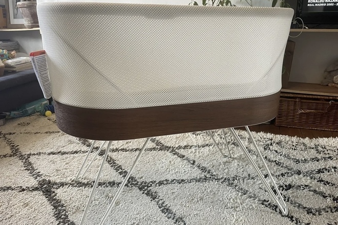 Snoo Bassinet Walthamstow London