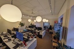 Vuokrataan: Työpöytäpaikka Punavuoressa/Desk space available