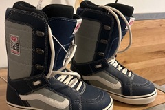 Winter sports: Vans Hi Standard OG