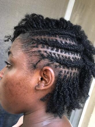 Loctician