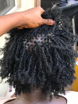 Loctician