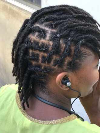 Loctician