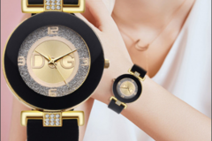 Comprar ahora: 25 Pieces Luxury DQG Ladies Silicone Quartz Watches