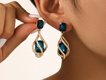 Buy Now: 50pcs fashionable emerald gemstone women's earrings