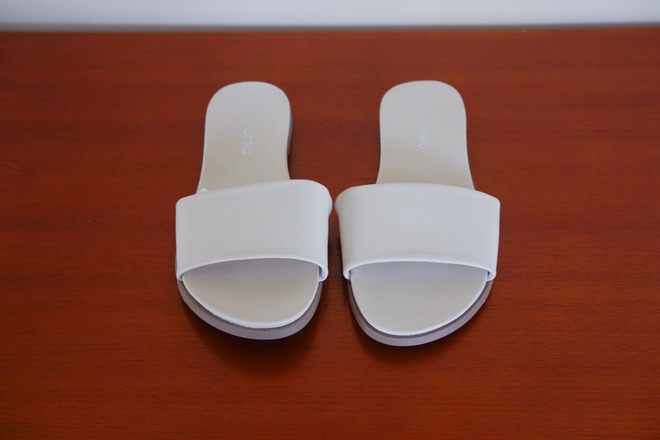 Kmart outlet white sandals