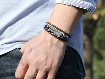 Bulk Lots: 100PCS Fashion Beaded Braided Button Punk Pop Bracelet