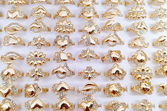 Bulk Lots: 100PCwomen's gold rhinestone love ring