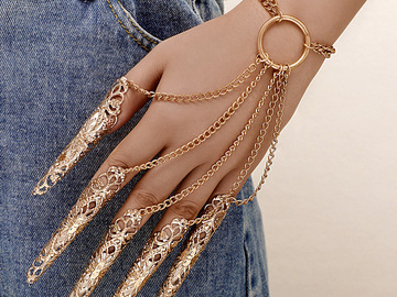 Buy Now: 100pcs Exaggerated hip-hop geometric hollow tassel finger chain