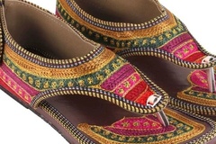 Make An Offer: Women assorted Ethnic hand made shoes - 200 Pairs