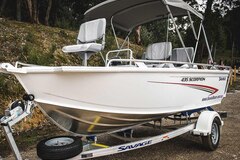 BareBoat Rental: Self Drive Sight Seeing or Fish Lake Eildon