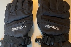 Winter sports: Kids Gloves size small.