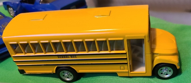LION DIE CAST COLLECTIBLE CARS Lot of 30