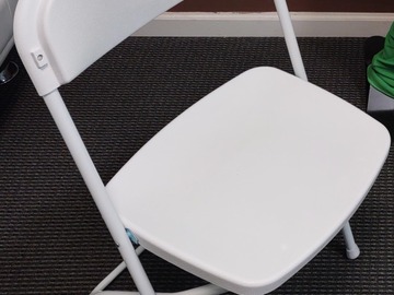Renting out with online payment: White Folding Chairs (Set of 25)