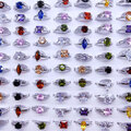 Comprar ahora: 100PCS Fashion Colorful Zirconia Crystal Ring