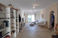 Rooms for rent: Master bedroom in a spacious apartment (Sliema ,Baluta Bay area )