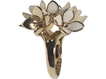 Comprar ahora: Camille Lucie Fashion Flower Ring - Size 8.5, Large (25 Units)