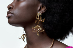 Buy Now: 30 Pairs Luxury Hollow Tulip Geometric Women's Earrings