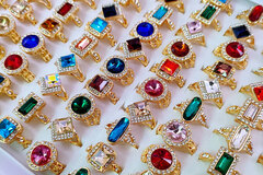 Buy Now: 100PCS Fashion Rhinestone Alloy Colored Glass Ring