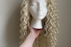 Selling with online payment: WigisFashion Platinum Blonde Spiral Curl Lacefront Wig