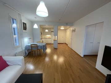 Annetaan vuokralle: Fully Furnished Cozy Sauna Apt. near Shopping Mall and Metro
