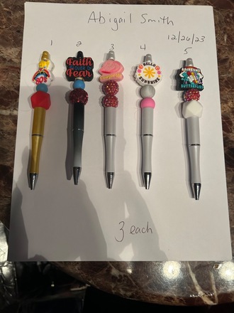 new lot of 100 beaded pens 