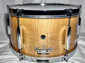 Selling with online payment: Famous Drum Company 8x14” Curly Maple Snare