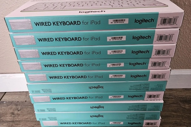 NEW Lot of 10 Logitech Wired Keyboards for iPad Tablets