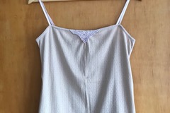 Selling: Singlet top with lace detail