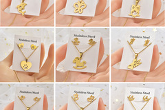 Comprar ahora: 90pcs Mixed lot Simple Insect Animal Necklace & Earring Set