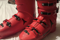 Winter sports: Atomic ski boots size 10.5