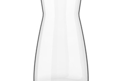 Selling: Water carafes / vases