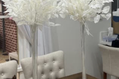 Selling: White tall centrepieces 