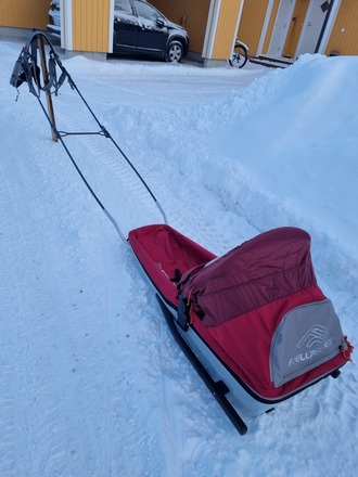 Fjellpulken lastenvetoahkio 