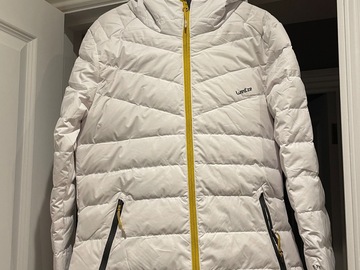 Winter sports: Wedze woman’s ski jacket