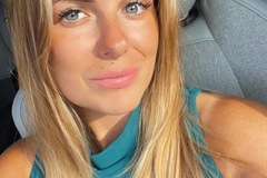 Offre avec paiement en ligne: Femme à l’écoute 