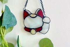  : Red and White Lucky Cat Head