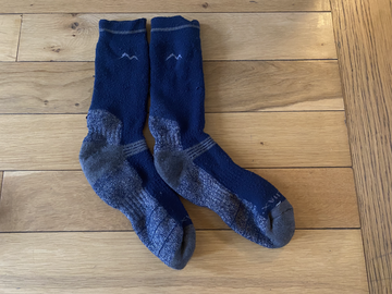 Winter sports: Size 5/6 ski socks