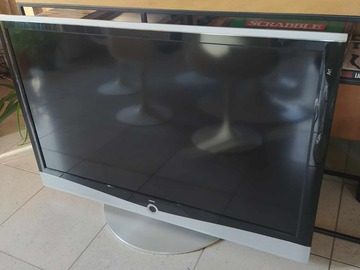 Faire offre: Télévision 46'' LOEWE modèle ART de 2011 - problème d'image