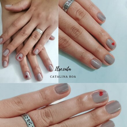 Servicio de manicura y pedicure