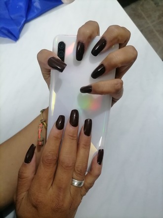 Servicio de manicura y pedicure