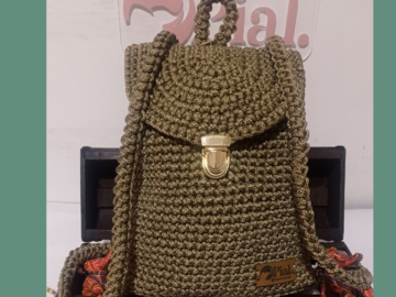 Productos: Bolsos y demás accesorios tejidos a mano en técnicas crochet y ma