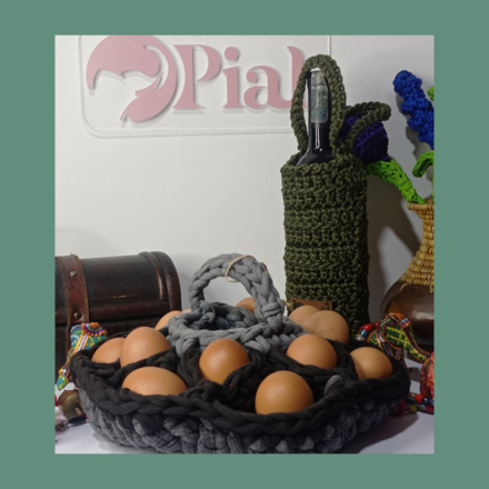 Bolsos y demás accesorios tejidos a mano en técnicas crochet y ma