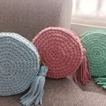 Productos: Bolsos, accesorios a mano a crochet 