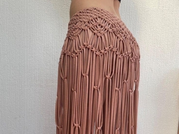 Productos: Macramé faldas, porta sombrero y gorras, adornos de sala