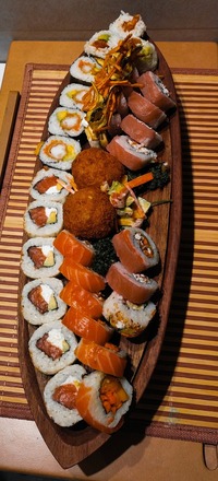 COMBOS DE SUSHI VARIADOS